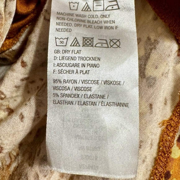 LOGO Lori Goldstein Animal Print Amber Tan Long Sleeve Stretchy Jersey Knit Top - Picture 10 of 10